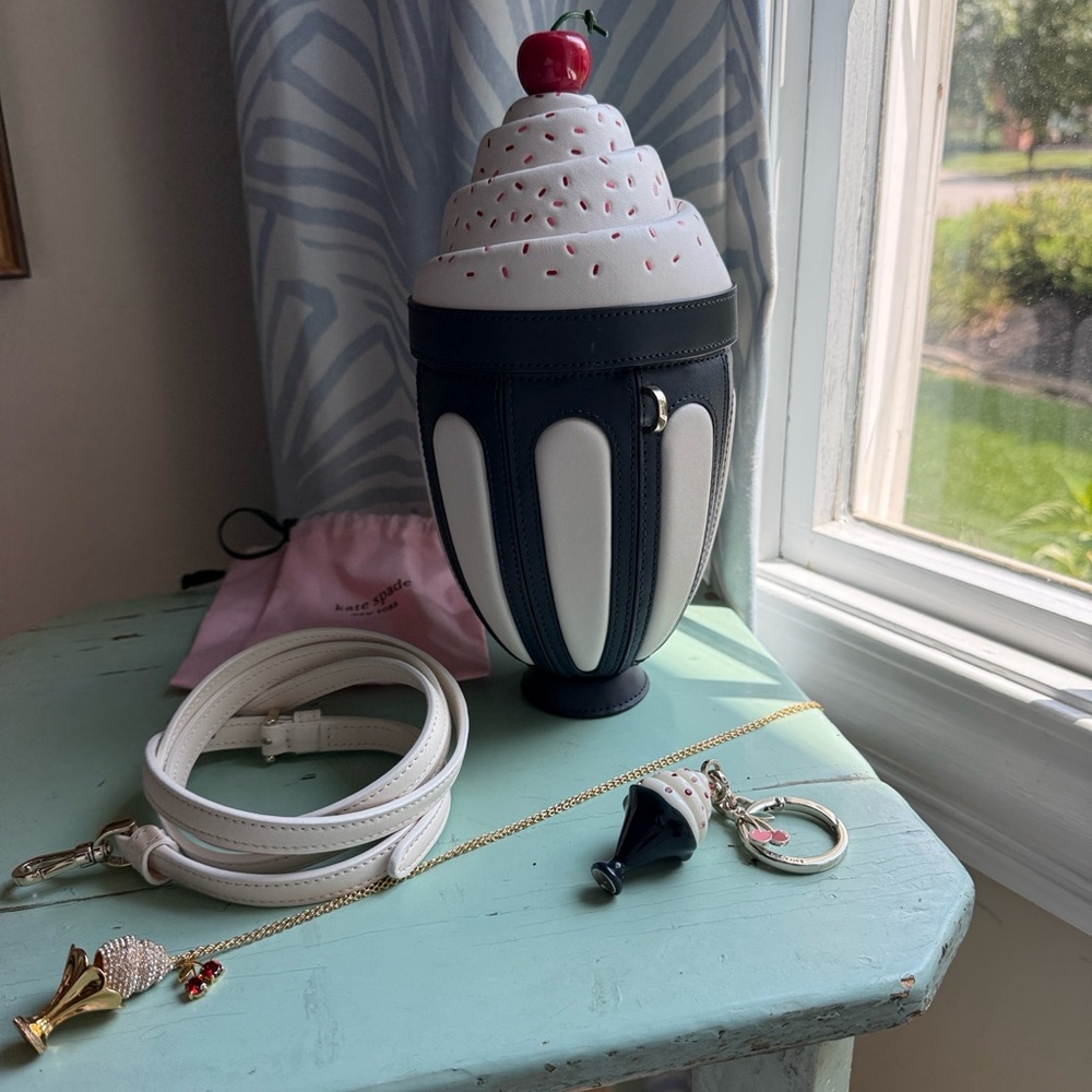 Kate Spade Cupcake Crossbody Bag - Navy and White